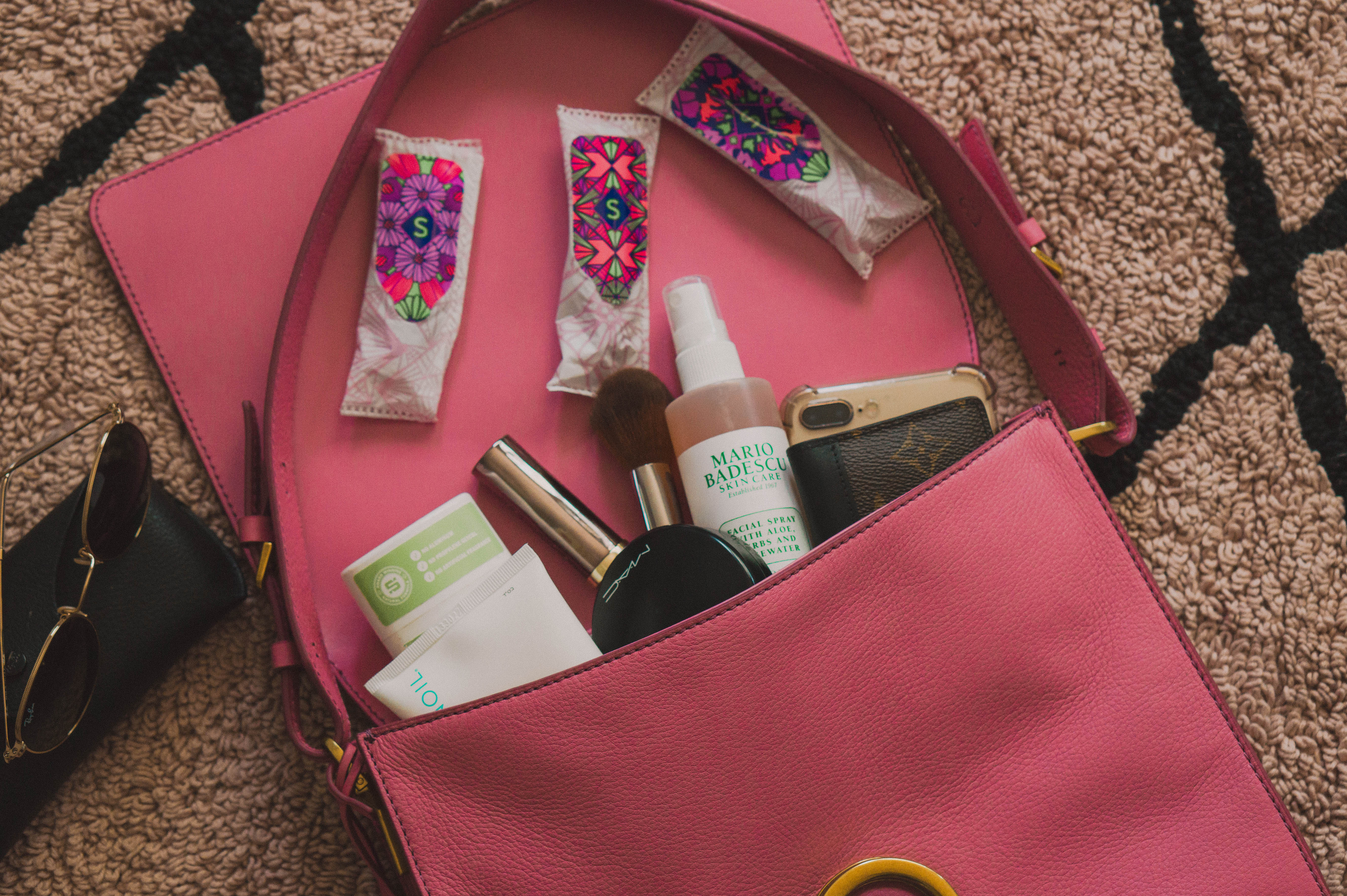 What's in My Bag: The OC Green Mama Edition | OC Green Mama