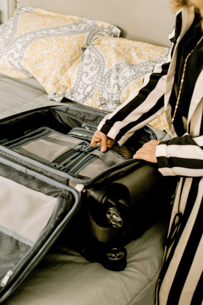 Travel: Staying Organized While Traveling